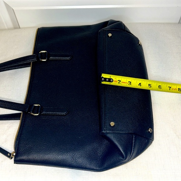 Kate Spade New York Larchmont Avenue Logo Black Leather Penny Tote Bag - Picture 15 of 17